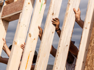 Land Title Supports Habitat for Humanity for Fall 2021 Charity Campaign