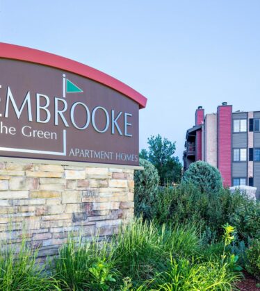 Pembrooke on the green sign
